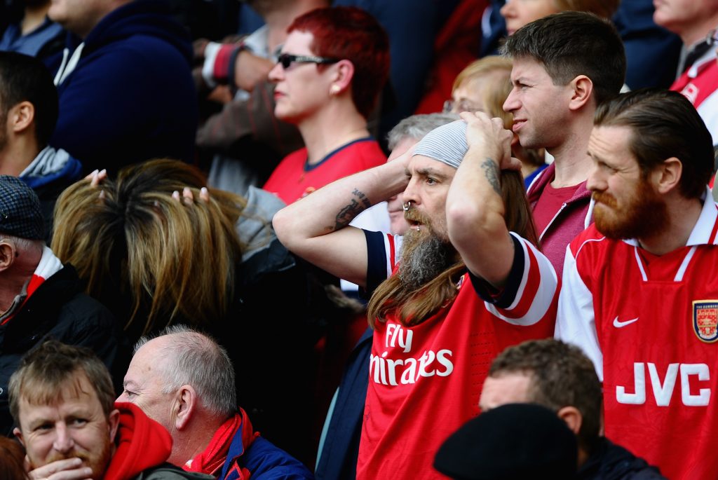Heartbroken Gooners. This is why I don't want to become an Arsenal fan.